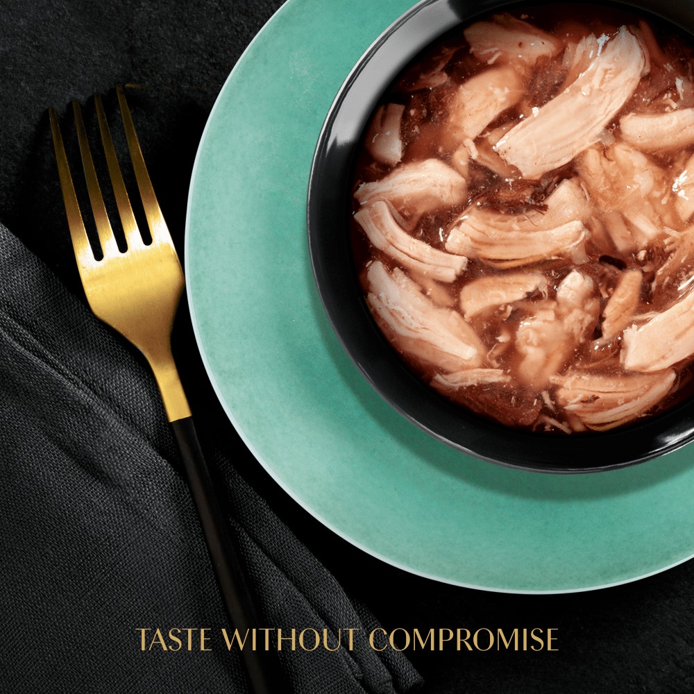 SHEBA® Filets Adult Cat Food with Chicken and Tuna in Gravy 60g Tray - 2